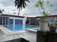 Maria Cristesa Condotel - مسبح