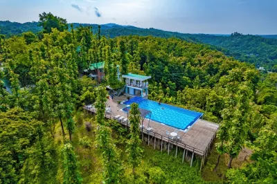 Green Peak Resorts Hotels in 