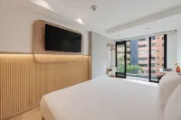 Lomm Hotel By Somos The Group