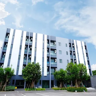 Double J Hotel Hotels near Payap University