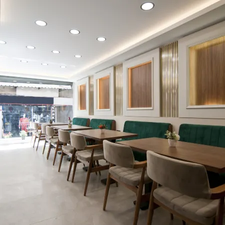 Grand Bagoz Hotel