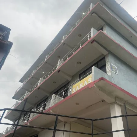 Hotel Saras