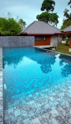 บังกะโลริมสระว่ายน้ำ No 8 Nature Home (วอกตั้ม) - เปิดใหม่