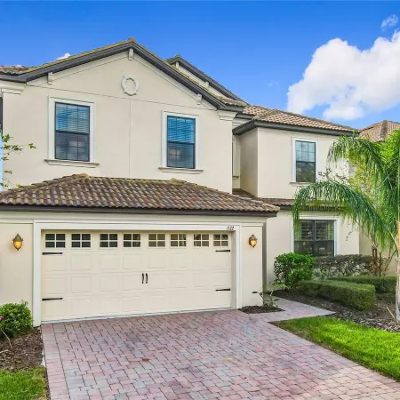 Spacious 6Bd/6Ba w/ Pool 10 mi from Disney!