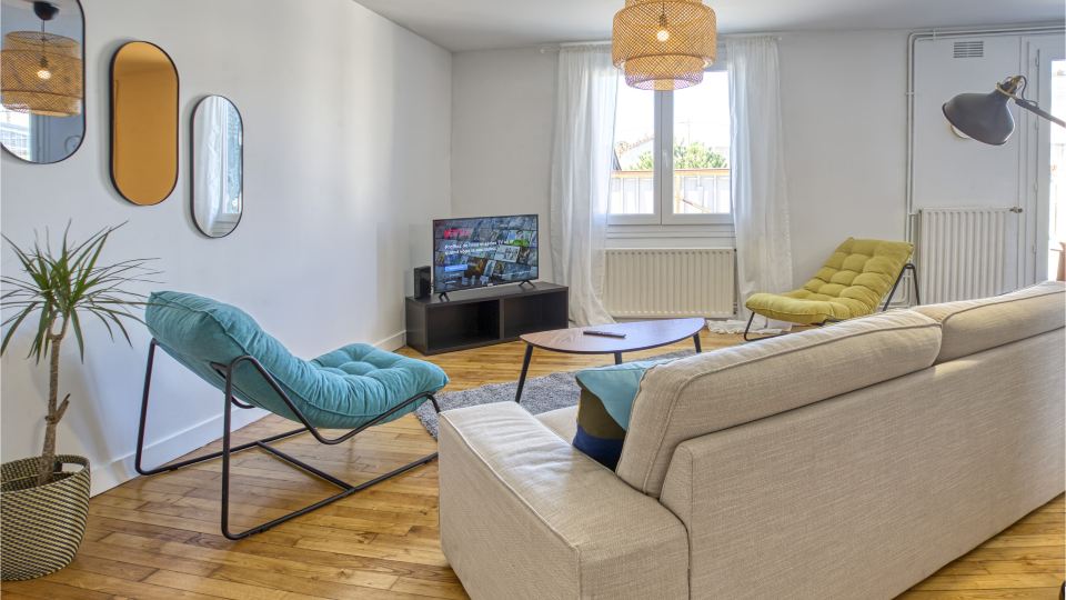 2x4BR 2000sq² Urban Oasis group or pro