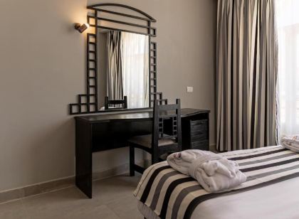 Sunny Days Mirette Family Resort