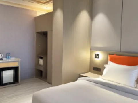 Amaris Hotel Hotels in Barka