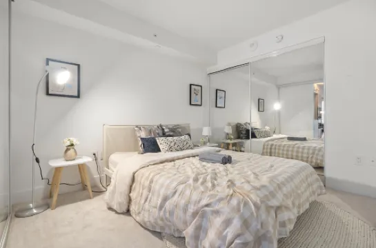 리벳스테이즈 - 더 영 그랜드 스위트