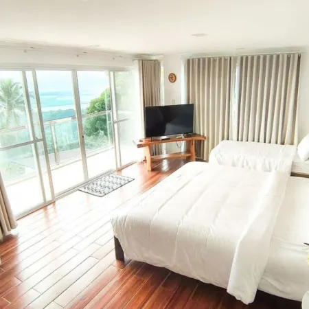 Caliraya Heights Resort & Events Place