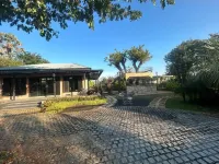 Whale Garden Hotels in Roi Et