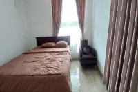 OYO 95108 Nareswari Homestay Syariah - parkir