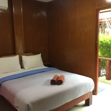 Ruen Nam Khao Resort