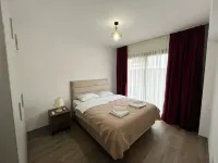 Olive Hill 14 Cozy 2-Bed Garden Apt by HolidayKeys - Apartments
