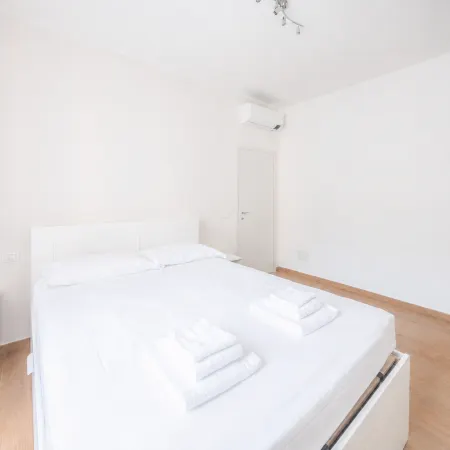 Irnerio Prestige Suite in the Center