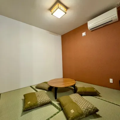 New house in Hakozaki, Fukuoka! Tatami Room, Up to 7 ppl, Unit I โรงแรมใกล้สวนสนุก Kashii Kaen Sylvania Garden