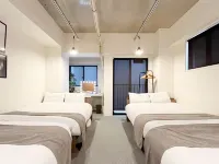 Heart of Fukuoka! 3min from Nakasu-Kawabata Station! A modern space, up to 10ppl, bars and nightlife 博多河畔城附近的飯店