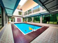 Three Bridges Hotel - مسبح