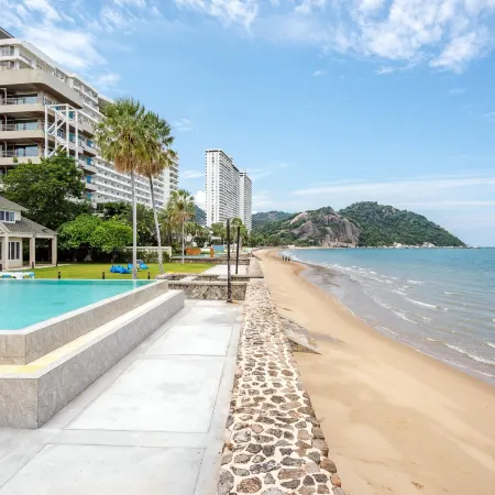 Maison De Mer Villa Huahin