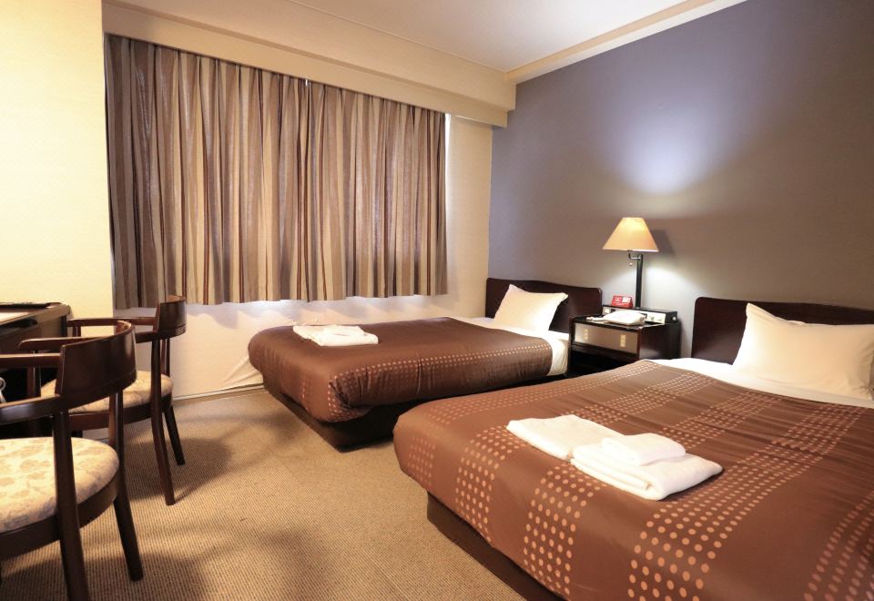 3. 호텔 프론티어 ..