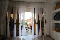 Bon Bini Residence