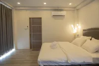 Snooze Stays | Wattai A1