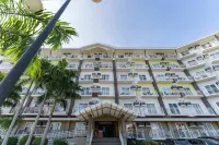Jolenia by J&J | Studio near airport w/ pool & gym - balcone