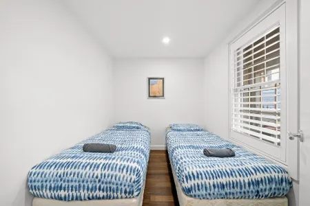 Oasis 4BR House/Darling Harbour&Casino-7 mins walk Отели в г. Pyrmont