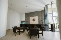 1BR Florence McKinley | Near Venice Mall & BGC