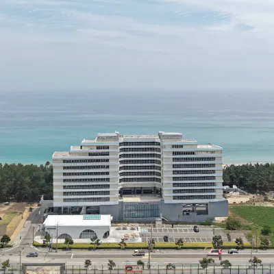 Blue and Hotel Hoteles cerca de Playa de Anmok
