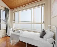 Quiet Cozy Rooms – Near Shops & Transit - Pensionat