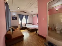 555 Home Stay and Restaurant