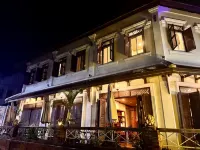 Luang Prabang River Lodge Guest House - Homestays