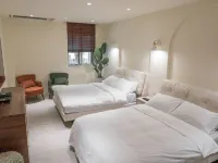 LYU WUN HOTEL Hotels in Keelung