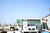 Hotel Safa Residency - DHAKA Hotels near International Convention City Bashundhara