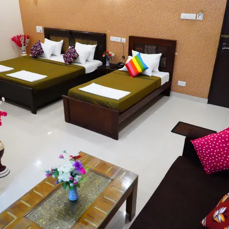VJR Mahal and Vinayagam Residency