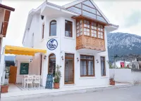 La Boutique Vera - 2-Star