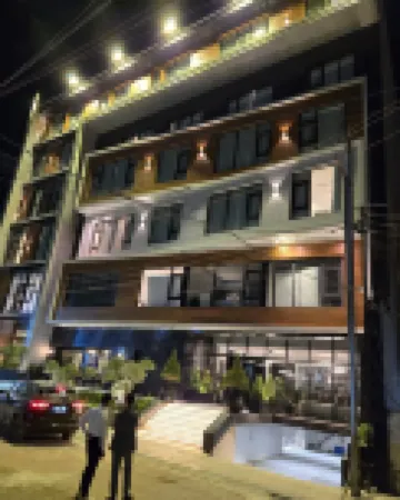 THE V HOTEL Hotels near Ebad Al Rahman Mosque