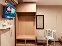 Stylish | Modern Room for 4 | Eden