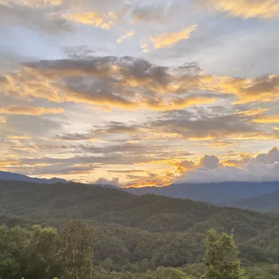 Mountain view villa E co Loge & Trekking with kwan Hotels near The Chai Lai Orchid