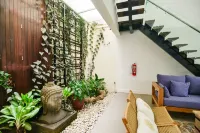3 Bed Paradise Villa in Kuta Pool and Great Wi-Fi