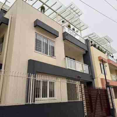 MeroBasai - Budhanilkantha Residence Hotel Exterior