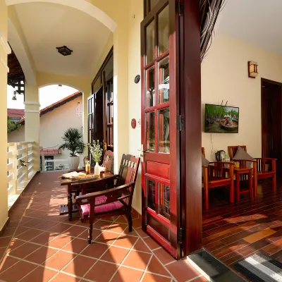 The Muse House Các khách sạn gần Cẩm Nam