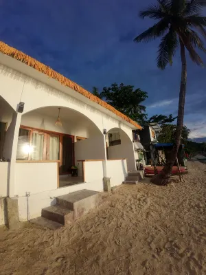 ALFA Beach Front - Mökki