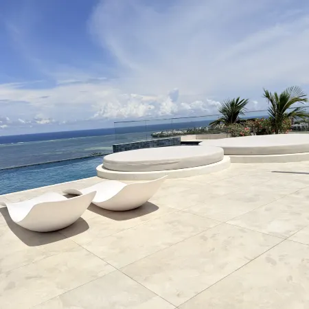 Infinity Pool +Stunning Ocean Views Gem in Nyali.
