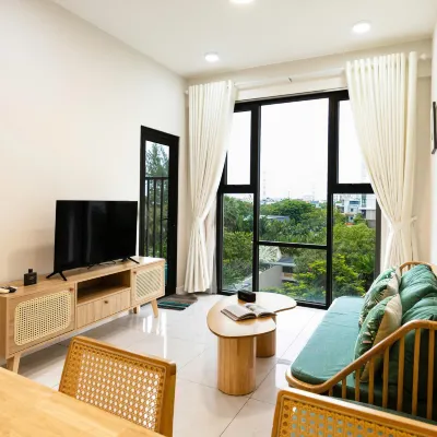 Spacious 3BR Apartment at Picity D12 | Free Gym & Pool 第十二郡附近的飯店