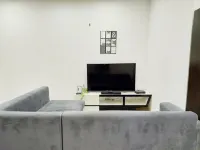 Clean Wifi Suite 4 people ParadigmJB - Apartemen