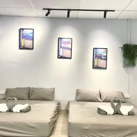 Studio 8