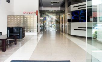 Cozy 121 Octagon 2 Bedrooms Condo Wide City View