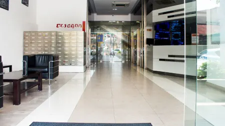 Cozy 121 Octagon 2 Bedrooms Condo Wide City View Отели рядом с достопримечательностью «Kam Sui Aquarium Shop»