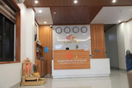 Gia Bao Hotel Phu Tho Отели рядом с достопримечательностью «Hùng Vương Square»